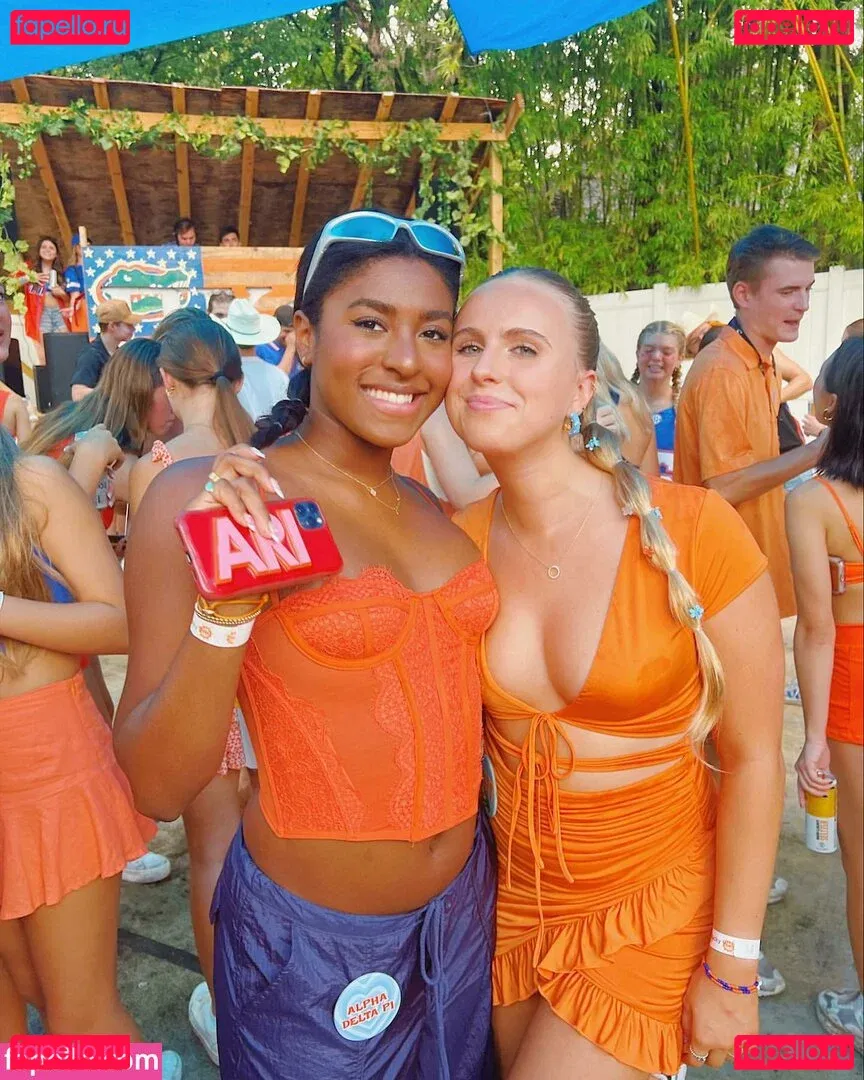 Ariana Ceant Onlyfans Photo Gallery 