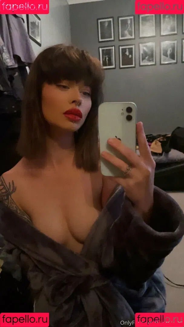 clomason Onlyfans Photo Gallery 