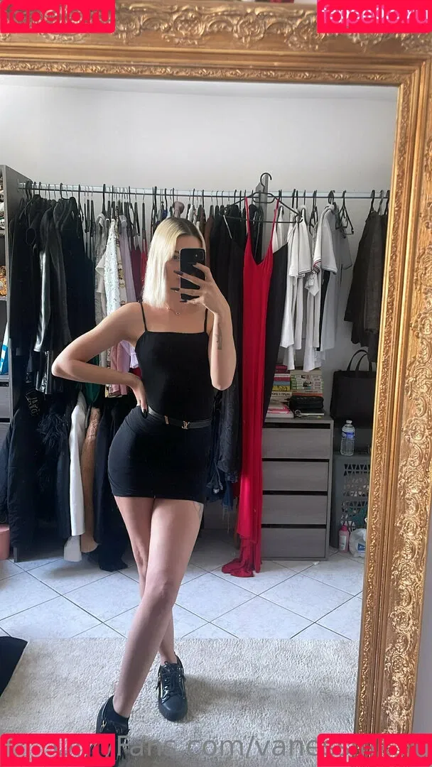 vanessa_paris Onlyfans Photo Gallery 