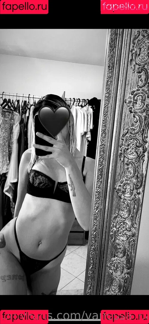 vanessa_paris Onlyfans Photo Gallery 