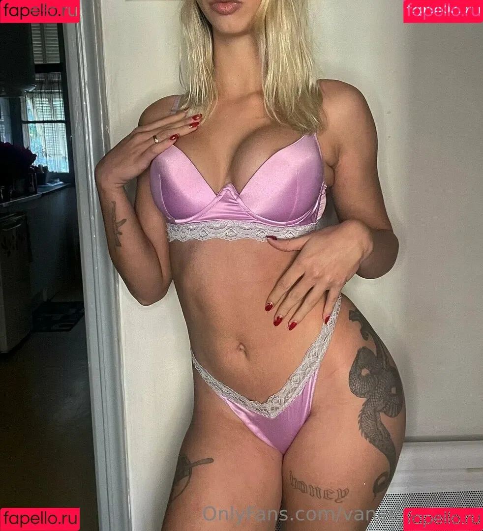 vanessa_paris Onlyfans Photo Gallery 