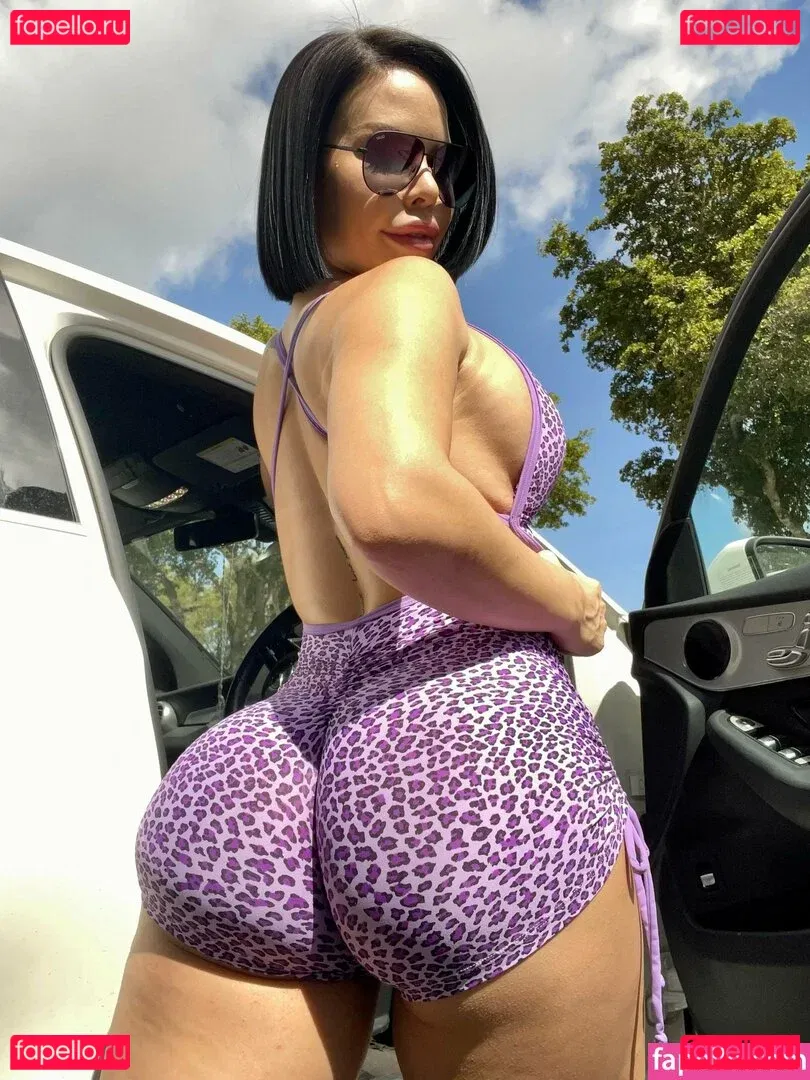Priscilla Mclean Onlyfans Photo Gallery 
