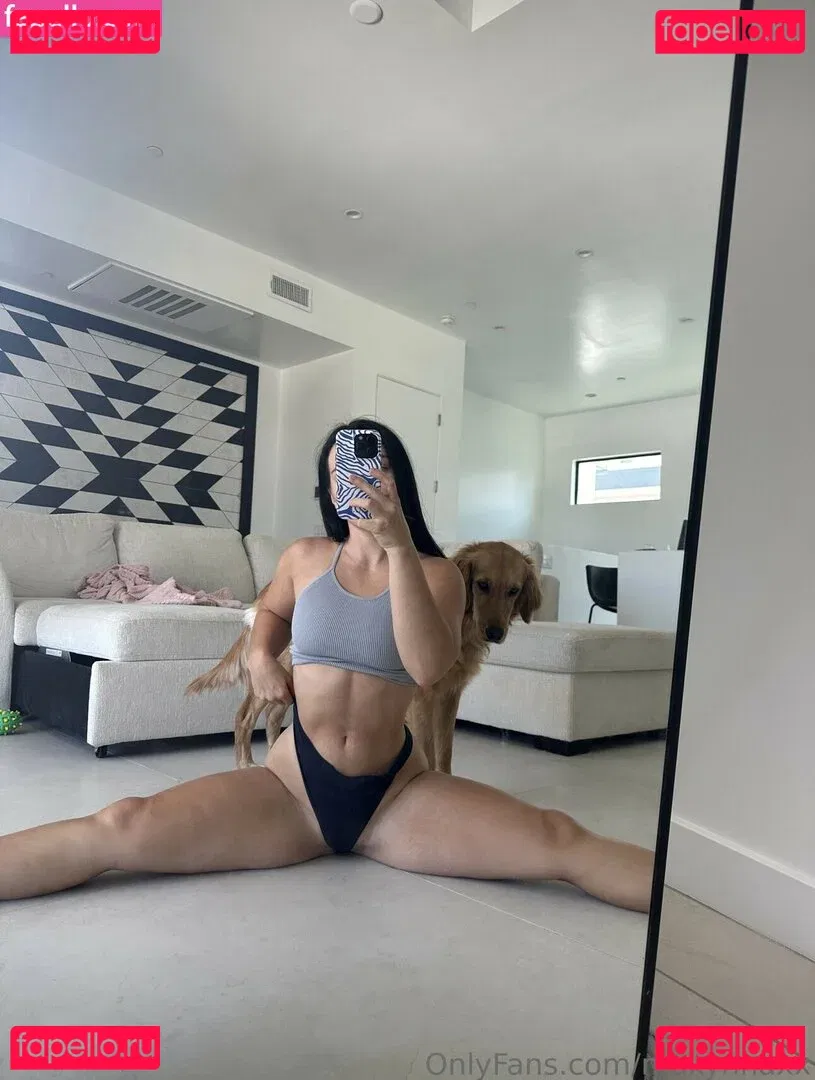 Makynna Harrington Onlyfans Photo Gallery 