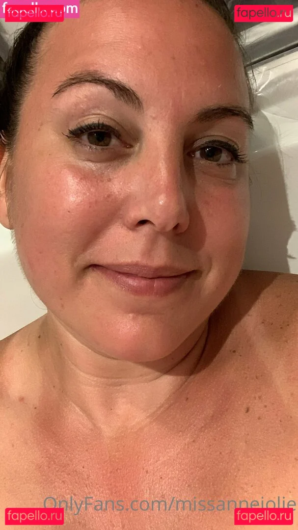missannejolie Onlyfans Photo Gallery 