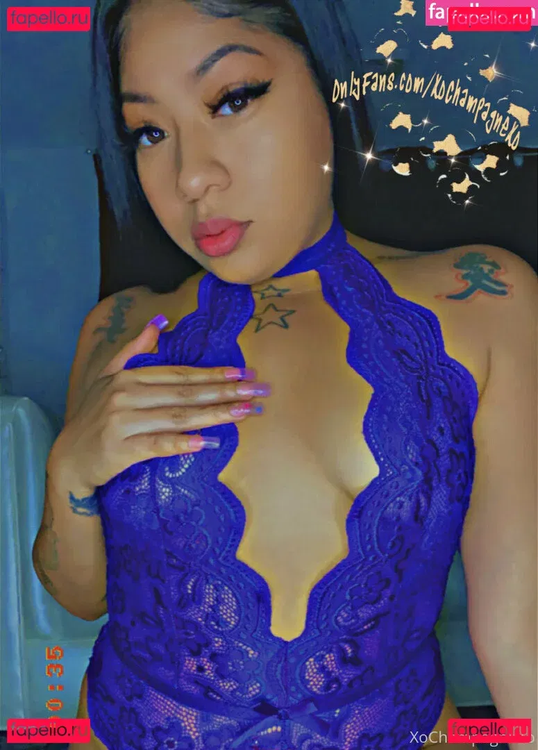 xochampagnexo Onlyfans Photo Gallery 