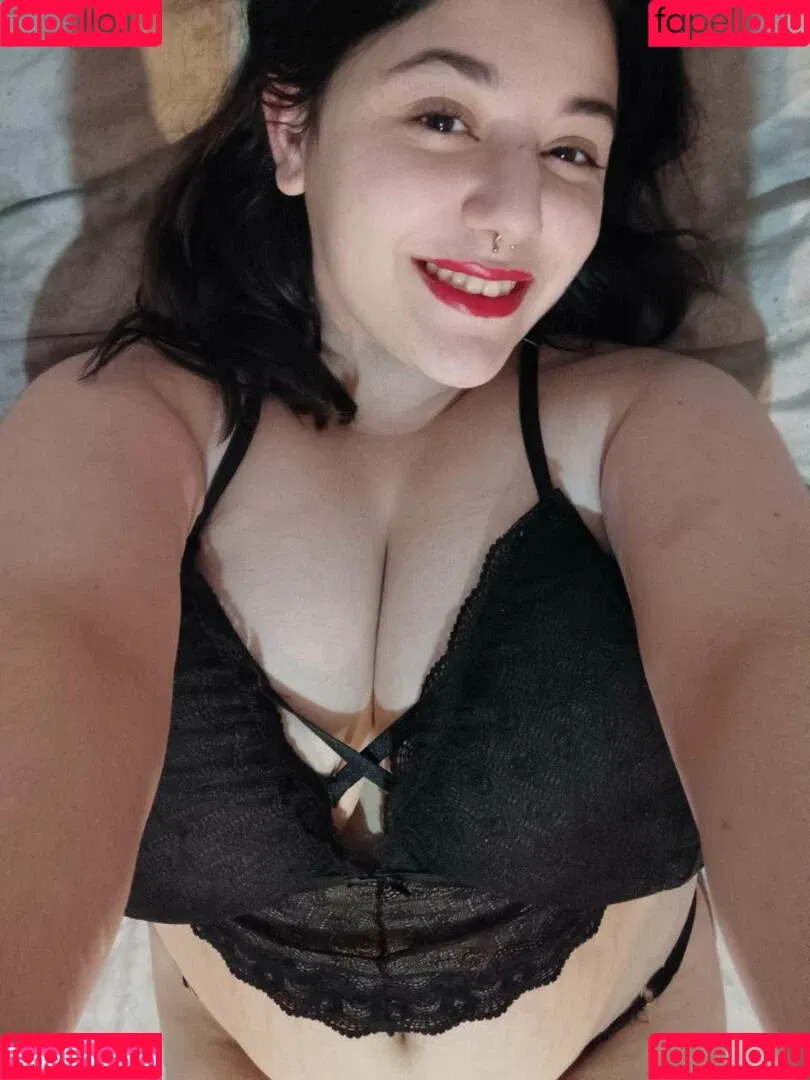 sweetybeluu Onlyfans Photo Gallery 