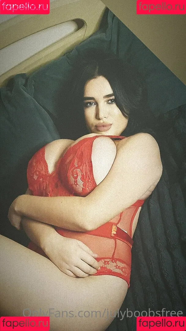 julyboobsfree Onlyfans Photo Gallery 