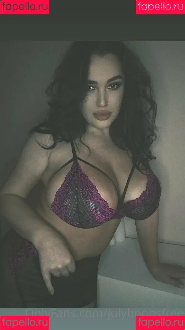 julyboobsfree Onlyfans Photo Gallery 