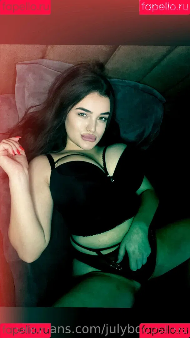 julyboobsfree Onlyfans Photo Gallery 