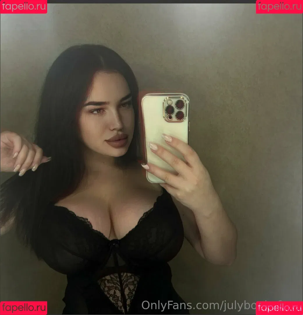 julyboobsfree Onlyfans Photo Gallery 