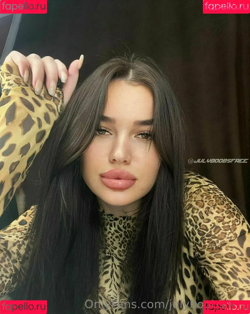 julyboobsfree Onlyfans Photo Gallery 