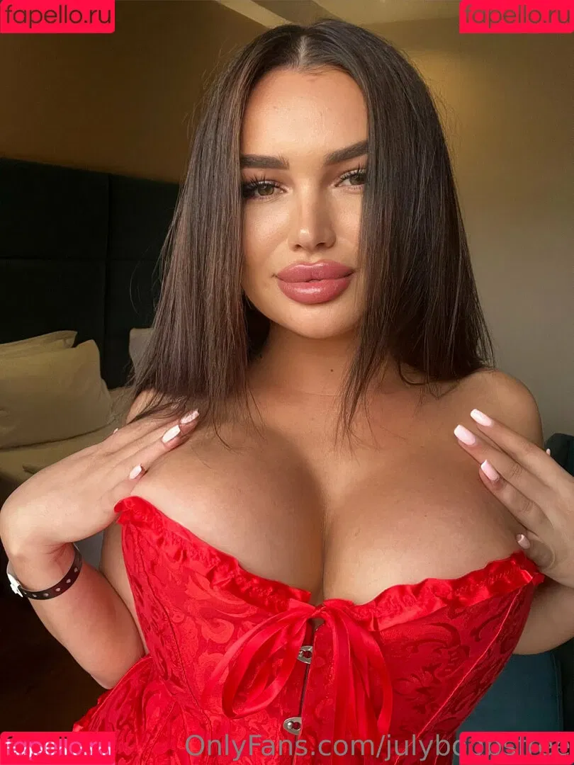 julyboobsfree Onlyfans Photo Gallery 