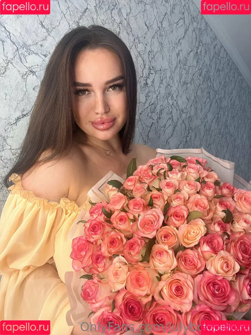 julyboobsfree Onlyfans Photo Gallery 