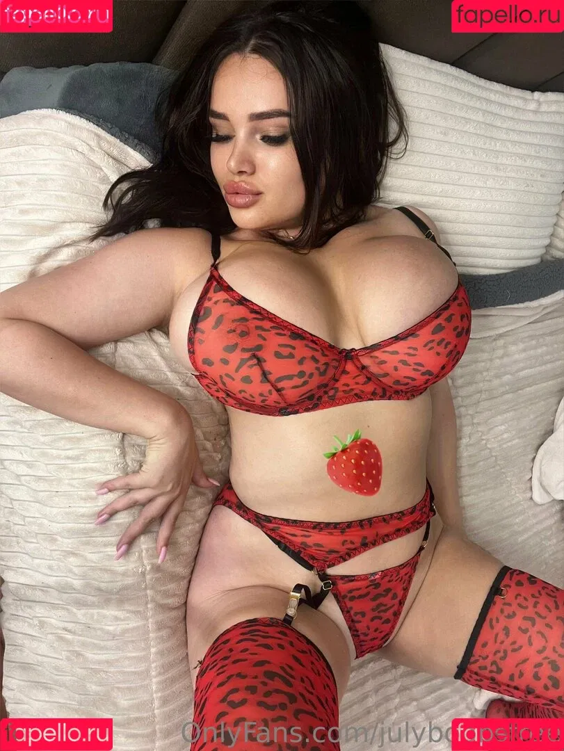 julyboobsfree Onlyfans Photo Gallery 