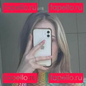 feetlesly Onlyfans Photo Gallery 