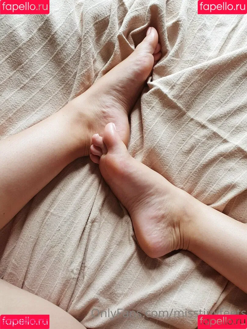 misstinyfeets Onlyfans Photo Gallery 