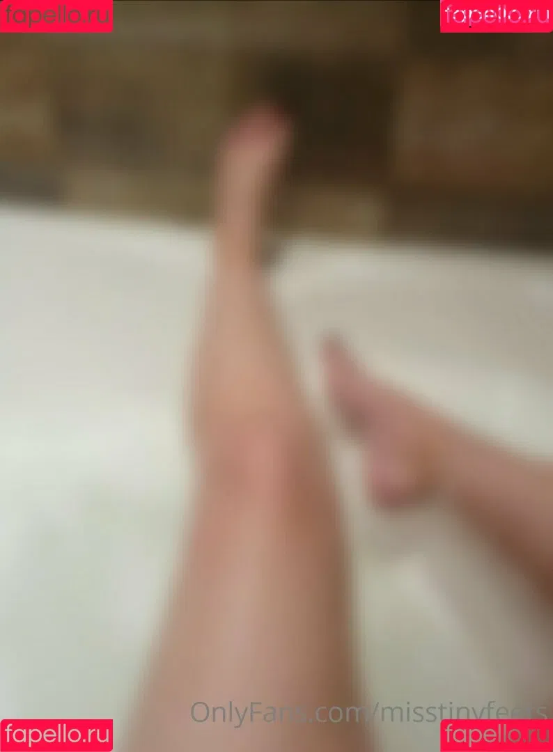 misstinyfeets Onlyfans Photo Gallery 
