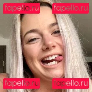 clara Onlyfans Photo Gallery 