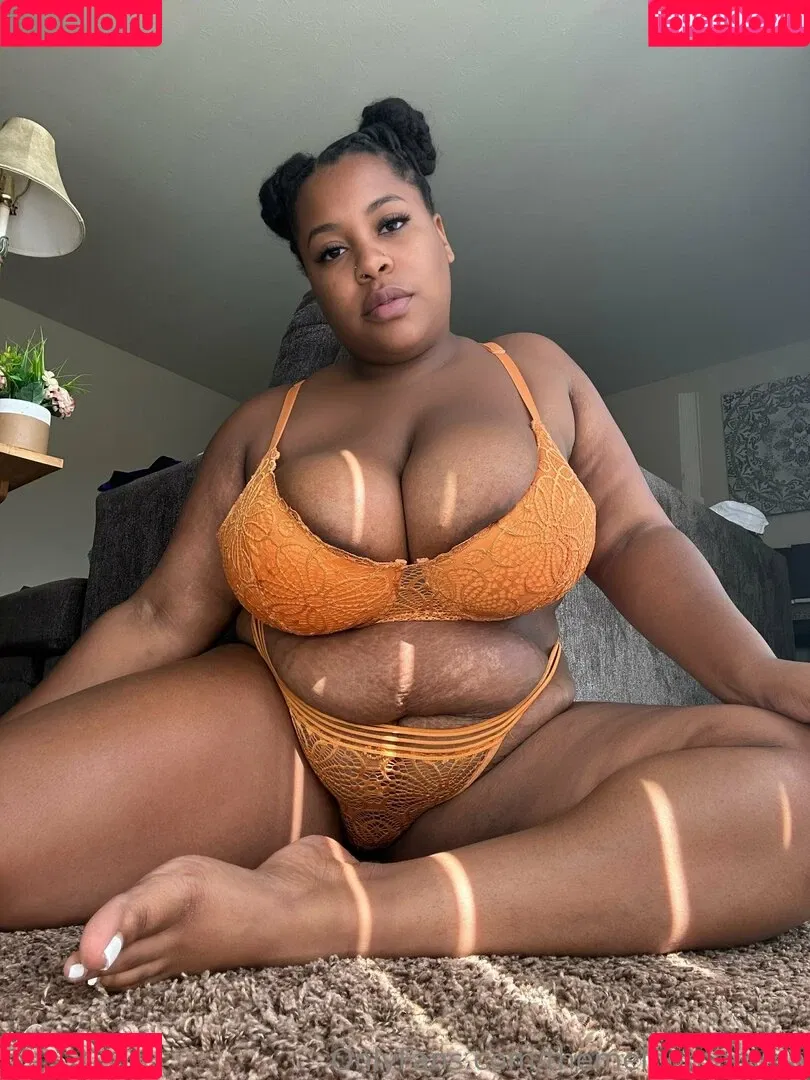 themelonmamma Onlyfans Photo Gallery 