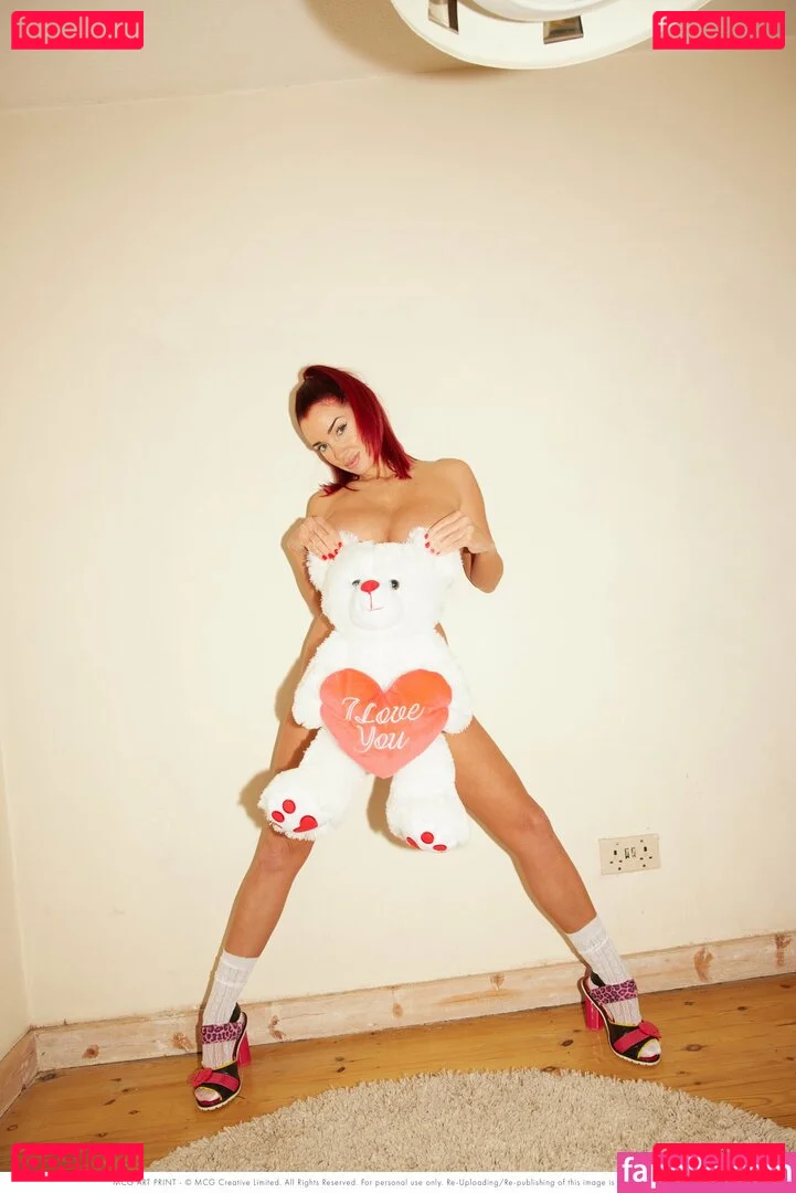 georgiedarby Onlyfans Photo Gallery 