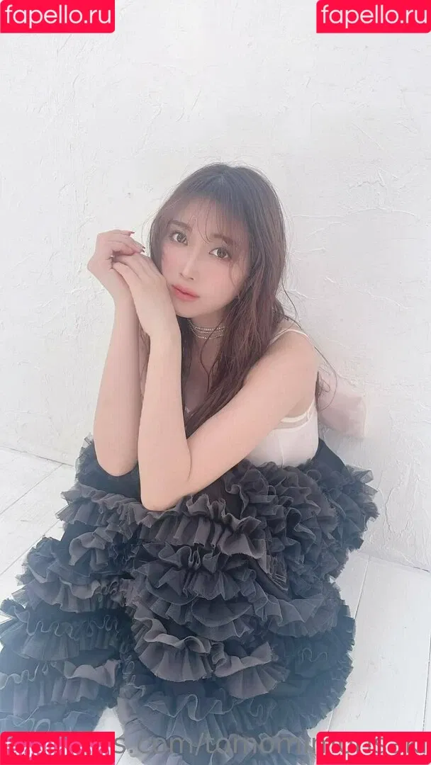 tomomimorisakirip Onlyfans Photo Gallery 