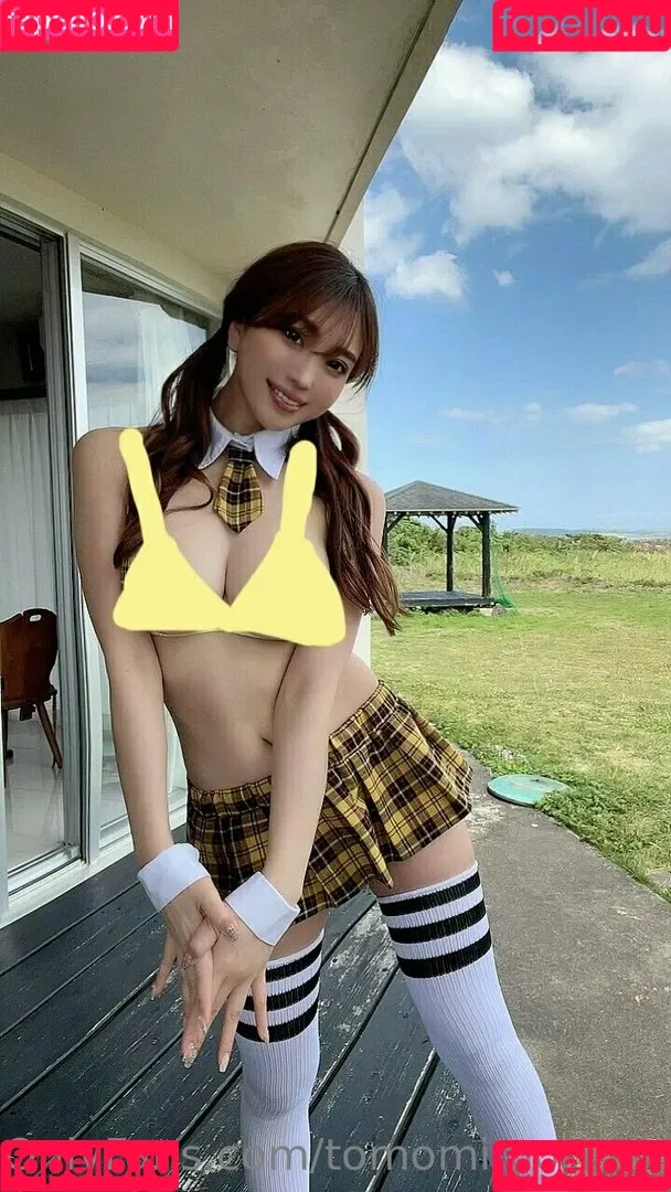 tomomimorisakirip Onlyfans Photo Gallery 