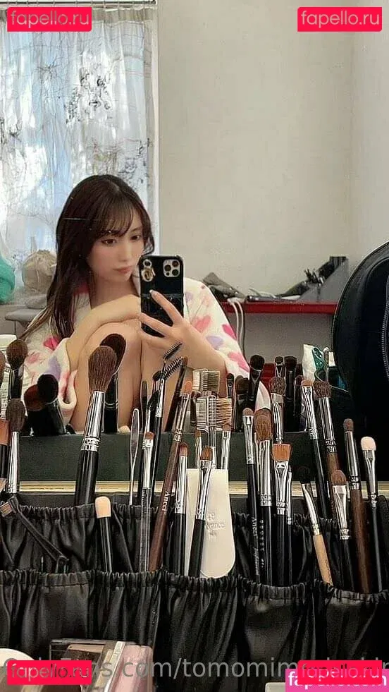 tomomimorisakirip Onlyfans Photo Gallery 