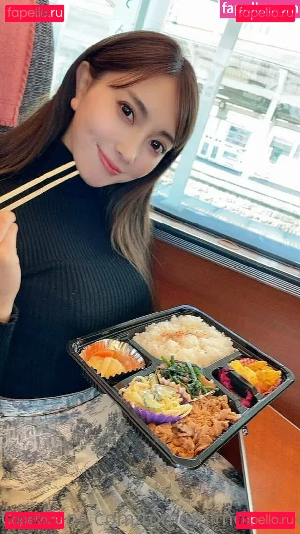 tomomimorisakirip Onlyfans Photo Gallery 