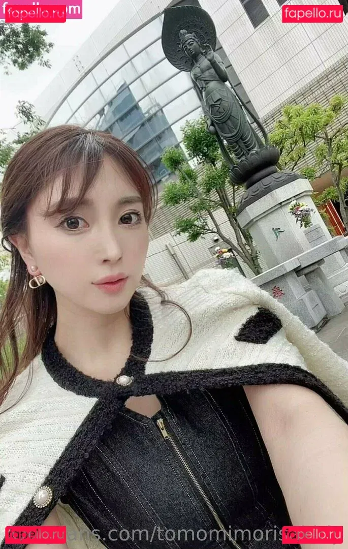 tomomimorisakirip Onlyfans Photo Gallery 