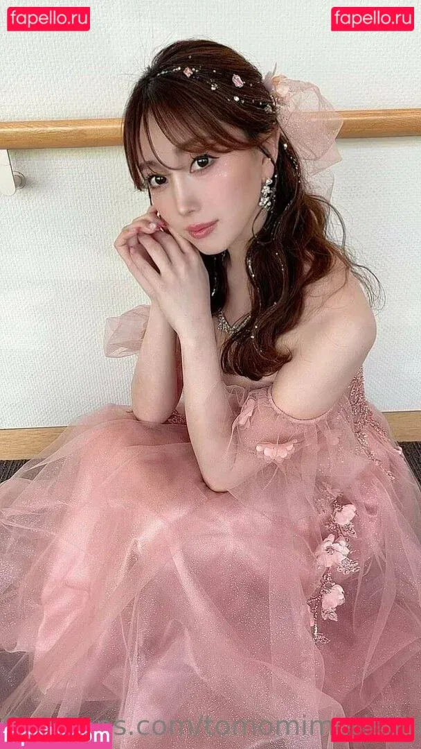 tomomimorisakirip Onlyfans Photo Gallery 