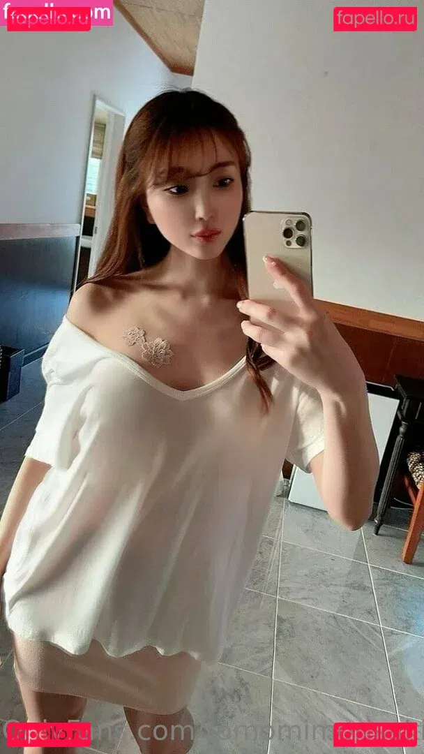 tomomimorisakirip Onlyfans Photo Gallery 