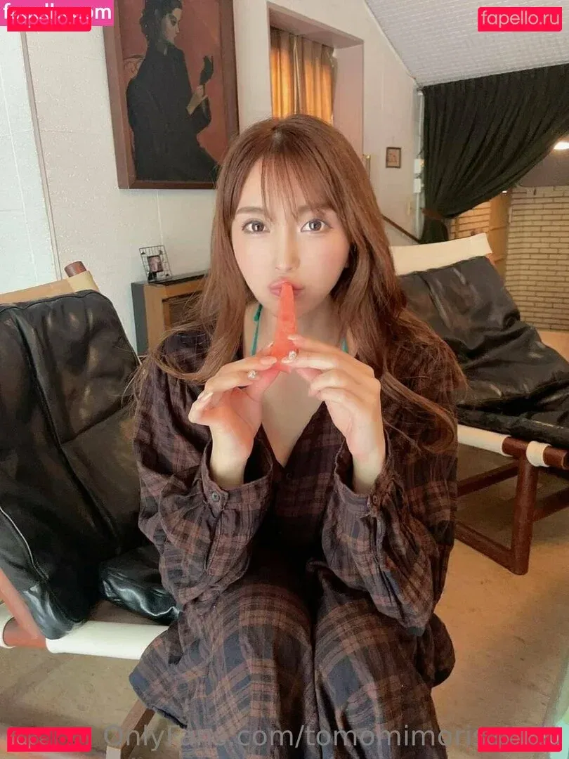 tomomimorisakirip Onlyfans Photo Gallery 
