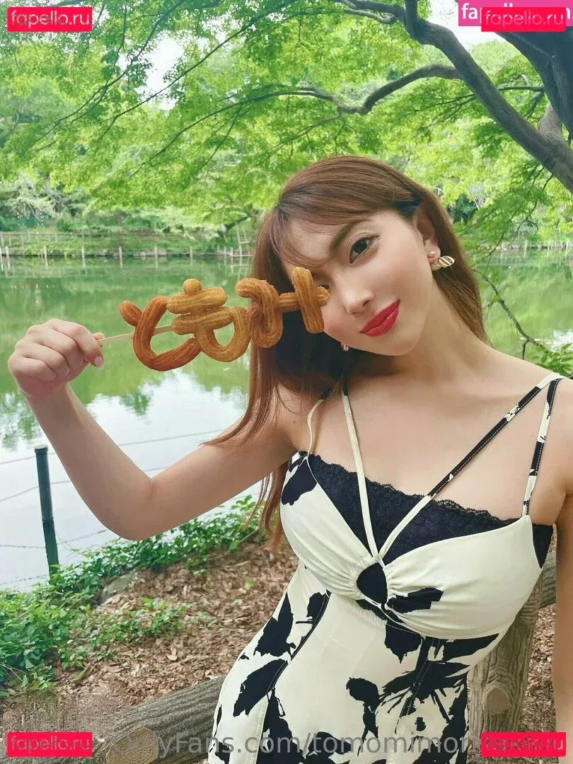 tomomimorisakirip Onlyfans Photo Gallery 