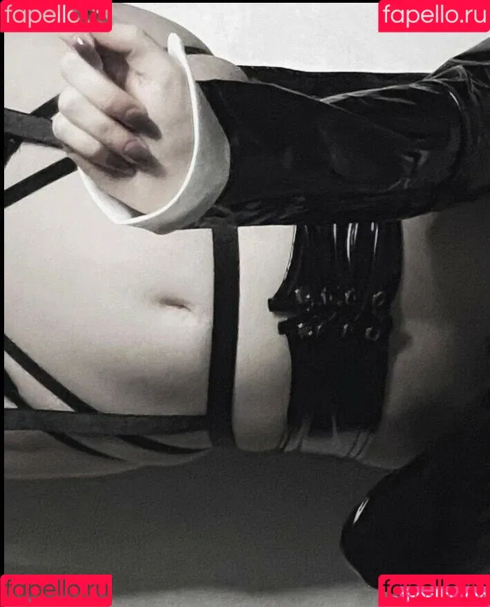 Vwemor Onlyfans Photo Gallery 