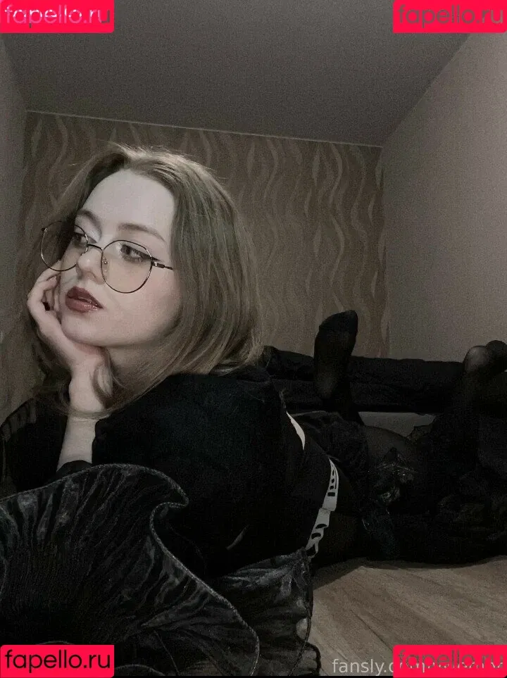 Vwemor Onlyfans Photo Gallery 