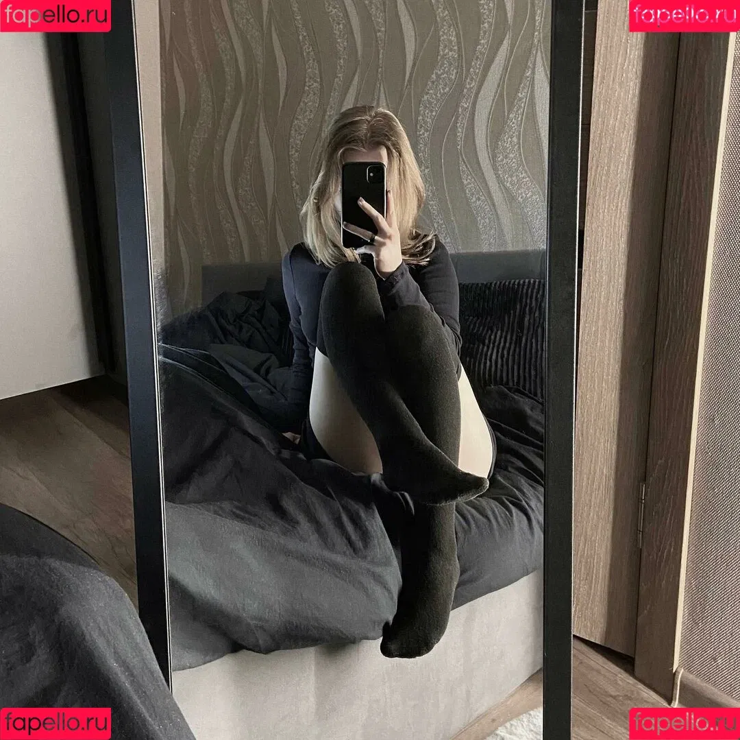 Vwemor Onlyfans Photo Gallery 