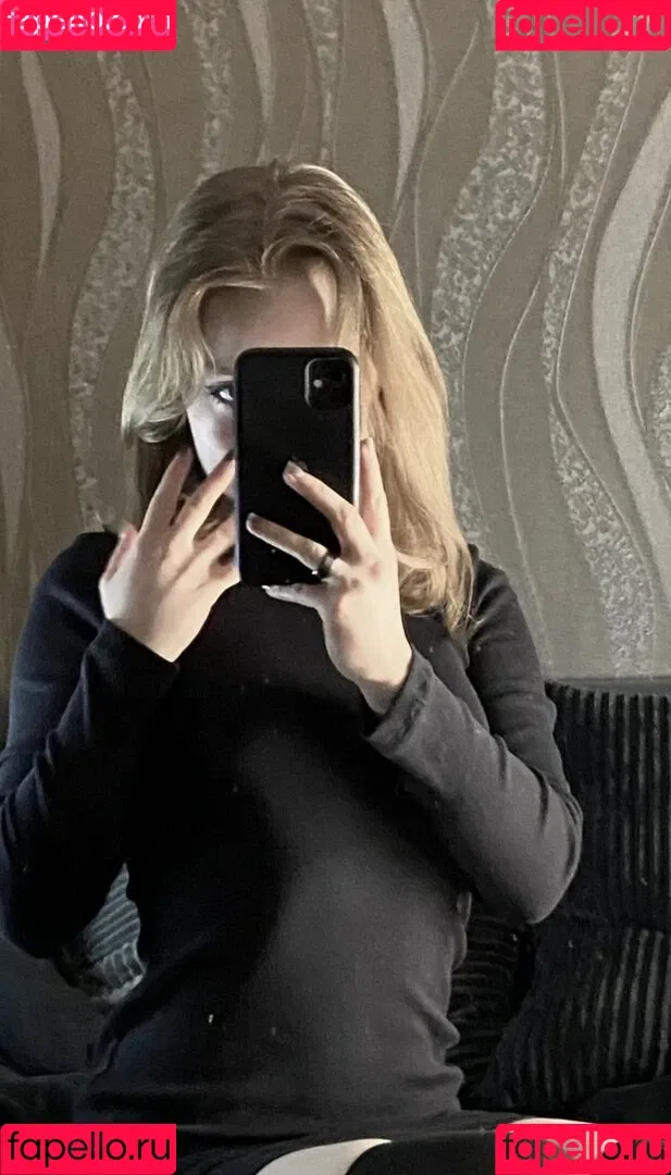 Vwemor Onlyfans Photo Gallery 