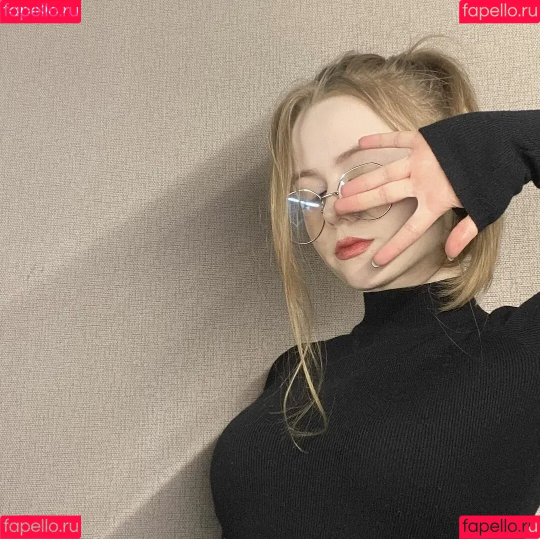 Vwemor Onlyfans Photo Gallery 