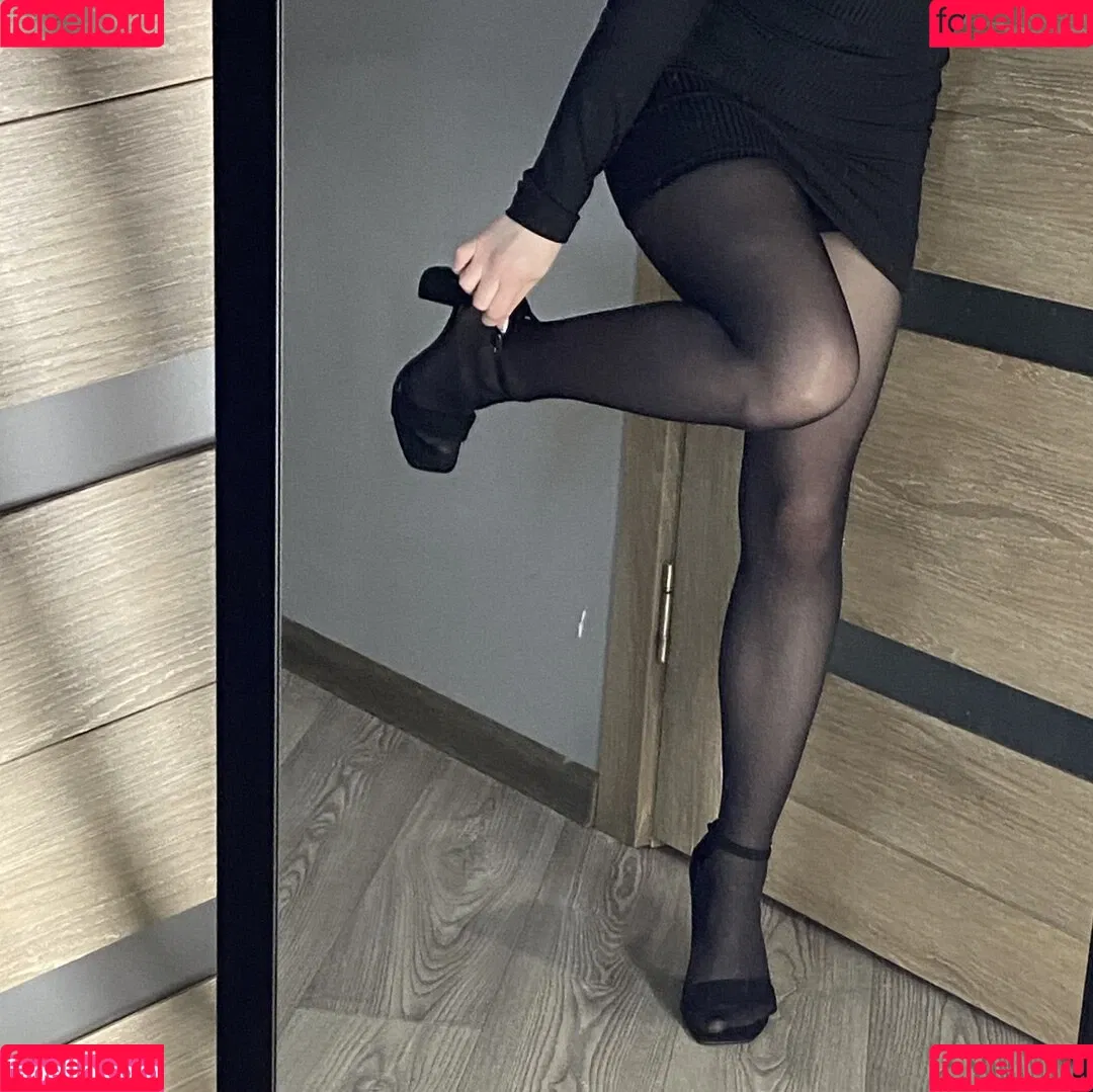 Vwemor Onlyfans Photo Gallery 