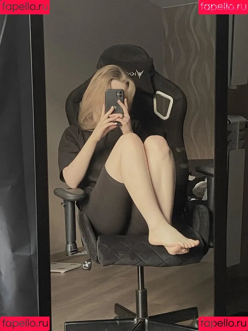 Vwemor Onlyfans Photo Gallery 