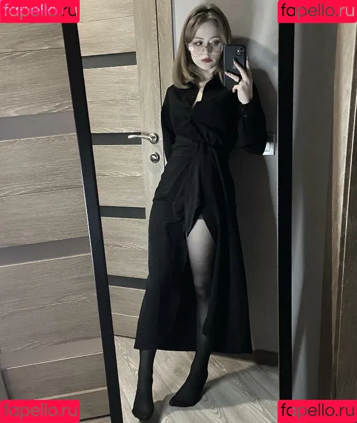 Vwemor Onlyfans Photo Gallery 