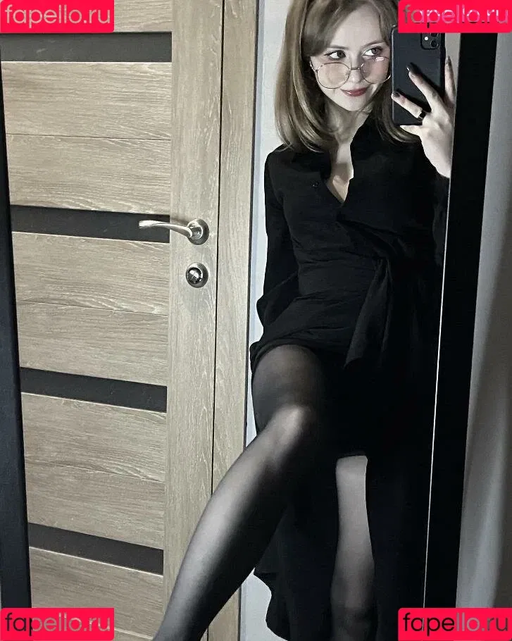 Vwemor Onlyfans Photo Gallery 