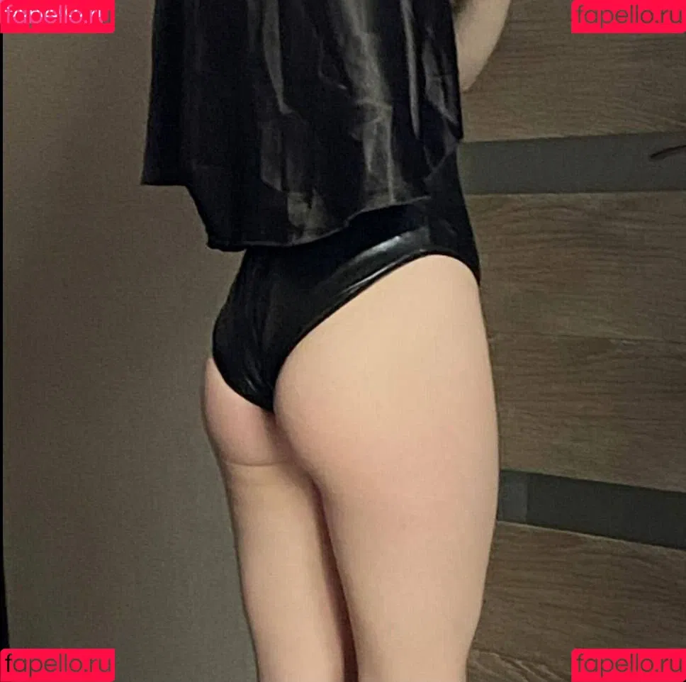 Vwemor Onlyfans Photo Gallery 