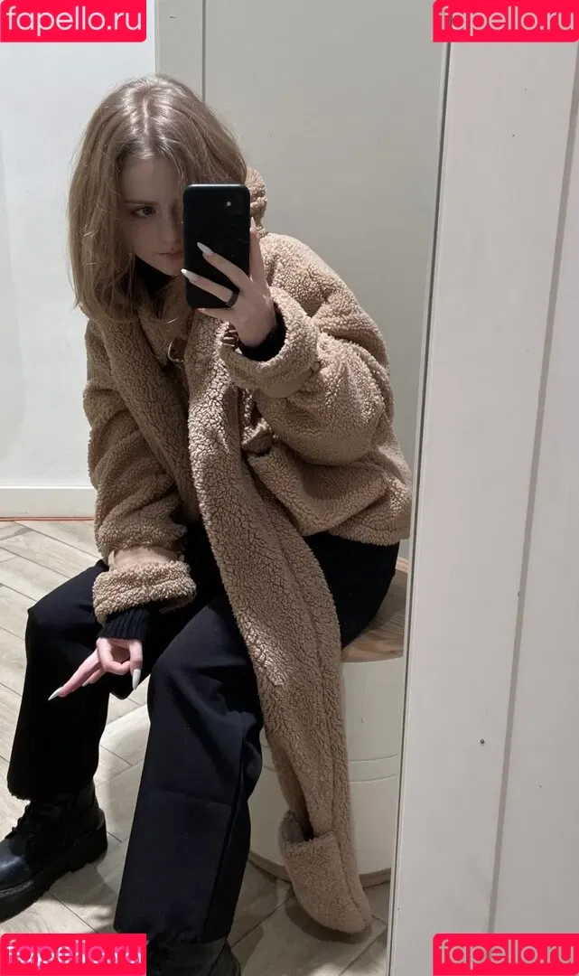 Vwemor Onlyfans Photo Gallery 