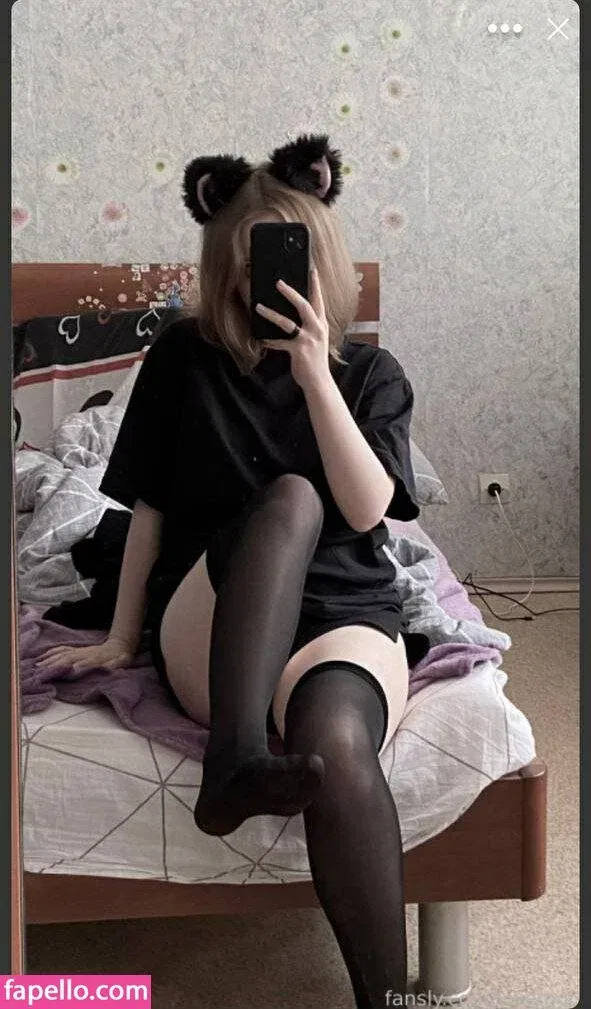 Vwemor Onlyfans Photo Gallery 