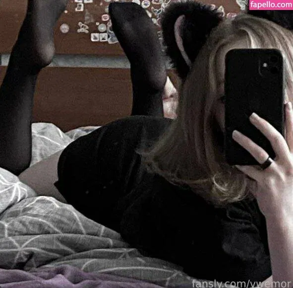 Vwemor Onlyfans Photo Gallery 