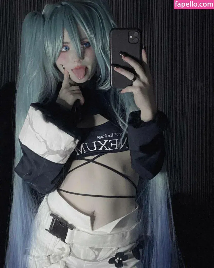 Vwemor Onlyfans Photo Gallery 