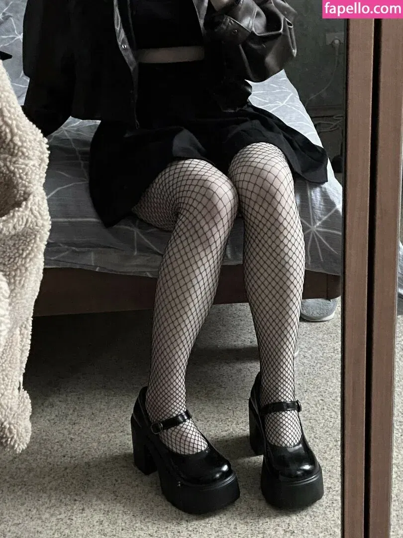 Vwemor Onlyfans Photo Gallery 