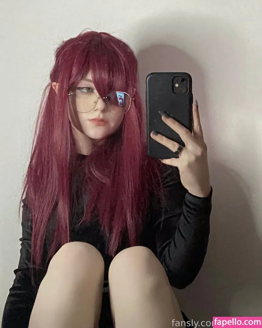 Vwemor Onlyfans Photo Gallery 