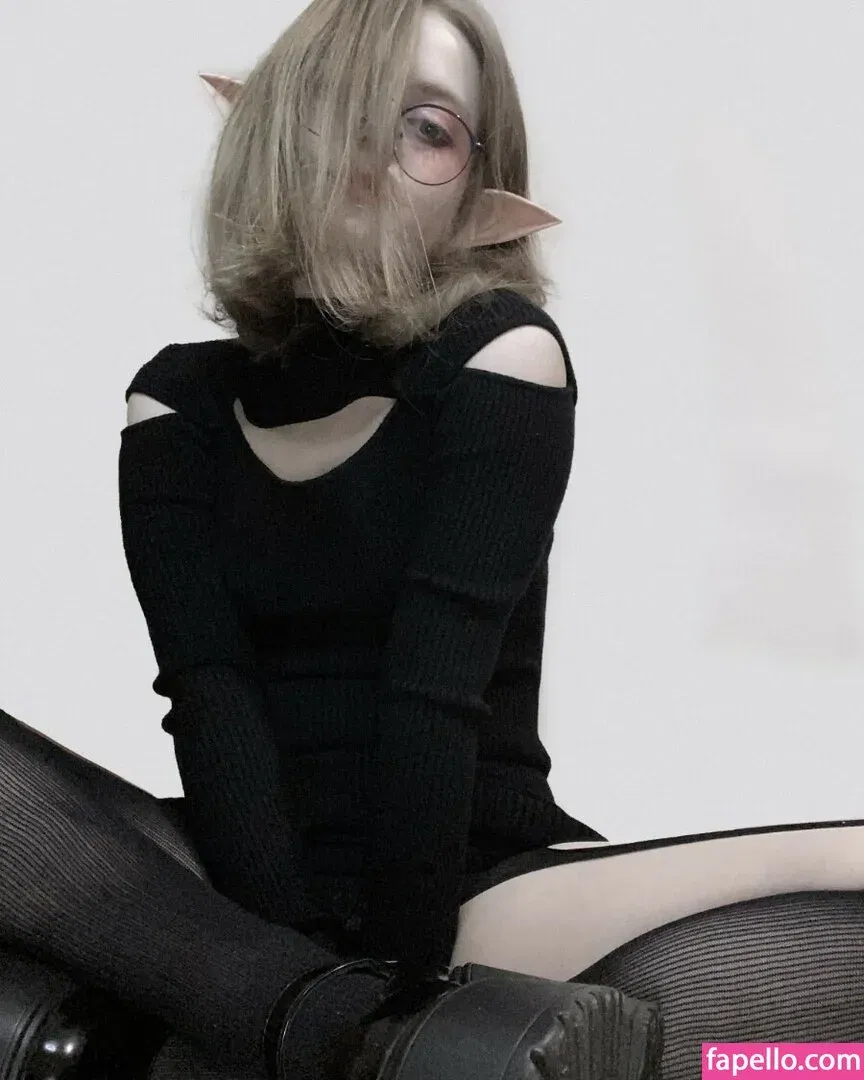 Vwemor Onlyfans Photo Gallery 